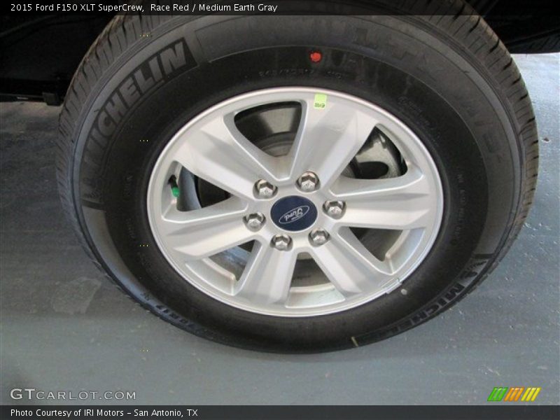 Race Red / Medium Earth Gray 2015 Ford F150 XLT SuperCrew