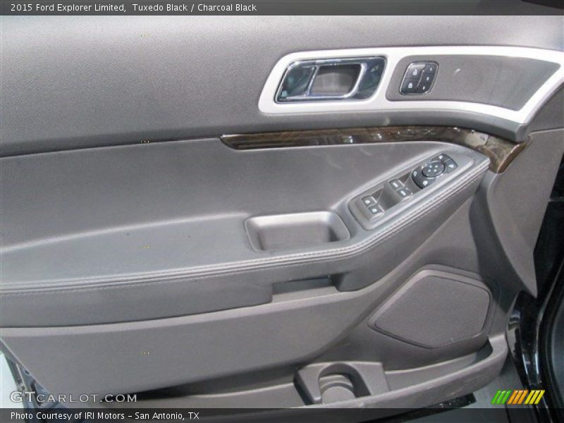 Tuxedo Black / Charcoal Black 2015 Ford Explorer Limited