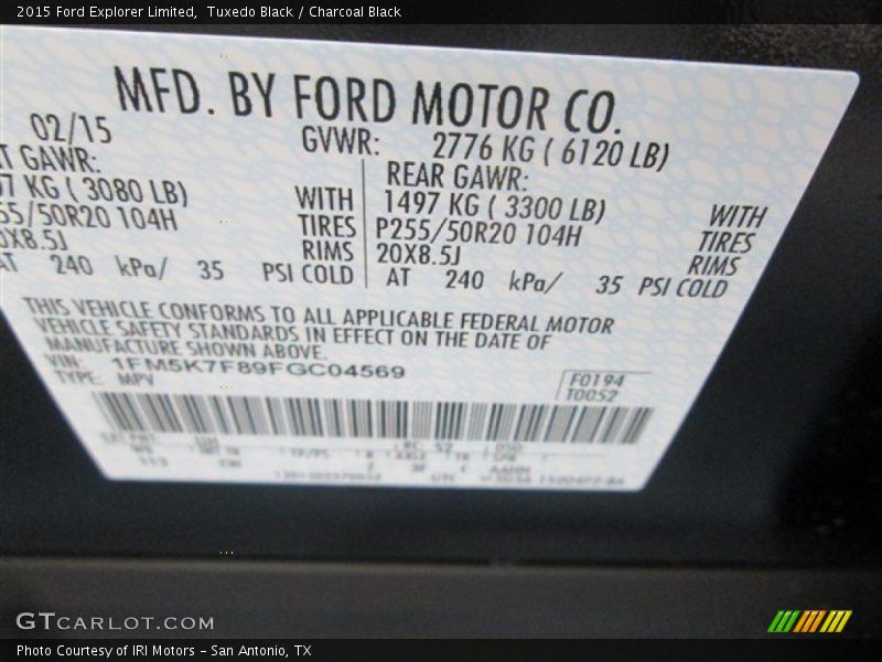 Tuxedo Black / Charcoal Black 2015 Ford Explorer Limited