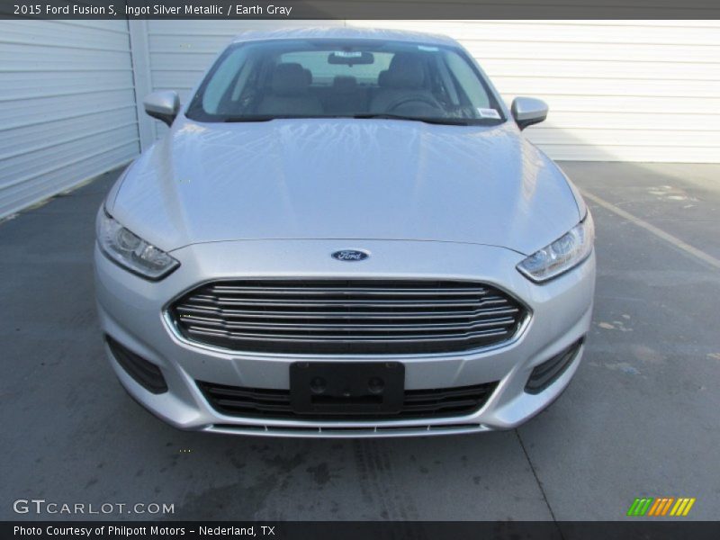 Ingot Silver Metallic / Earth Gray 2015 Ford Fusion S