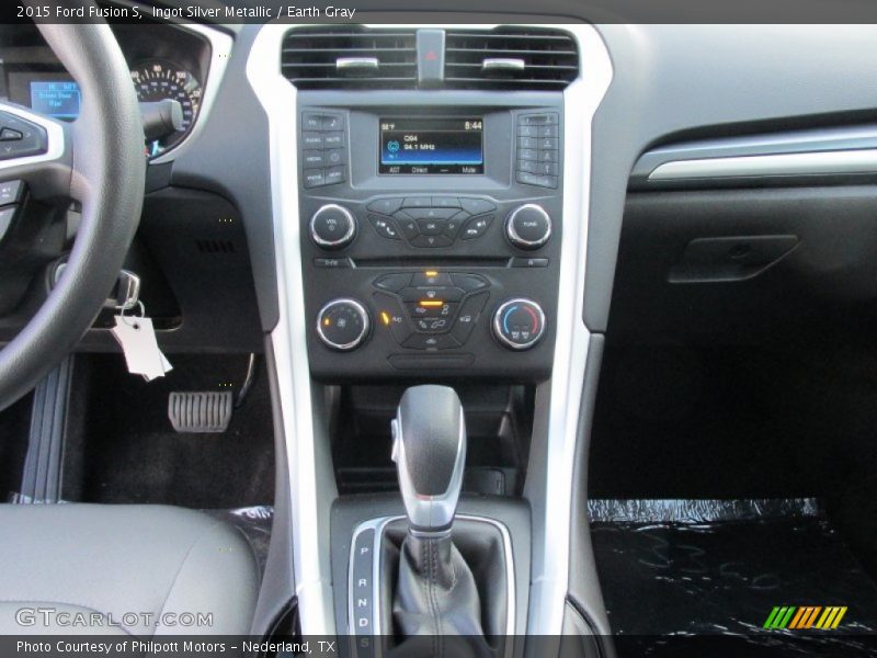 Ingot Silver Metallic / Earth Gray 2015 Ford Fusion S
