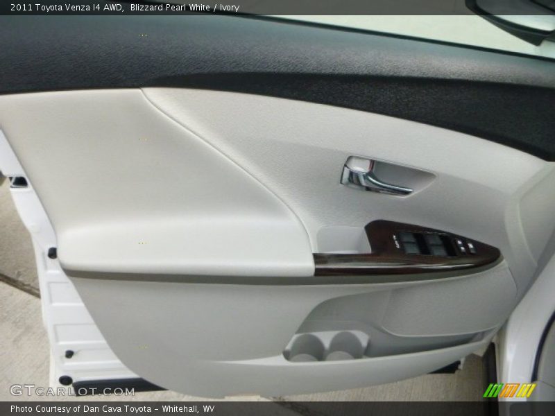 Blizzard Pearl White / Ivory 2011 Toyota Venza I4 AWD