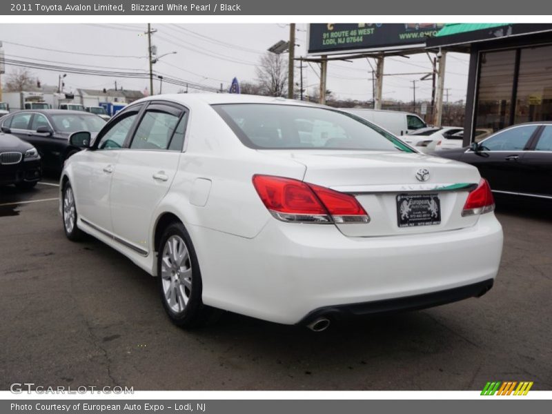 Blizzard White Pearl / Black 2011 Toyota Avalon Limited