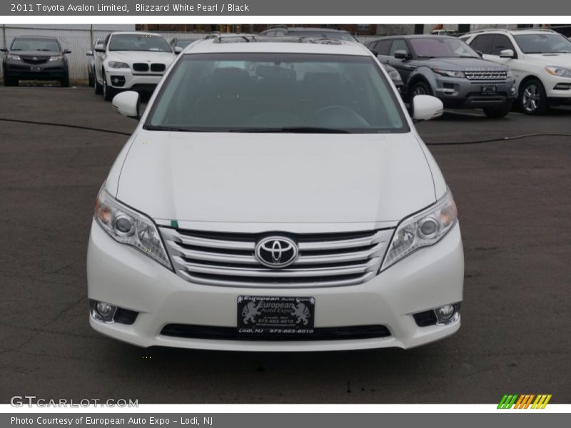 Blizzard White Pearl / Black 2011 Toyota Avalon Limited