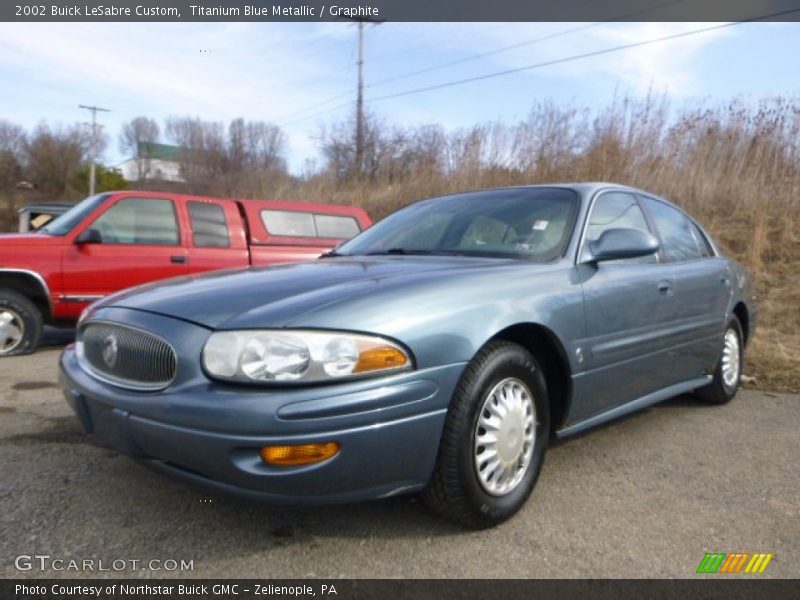 Front 3/4 View of 2002 LeSabre Custom