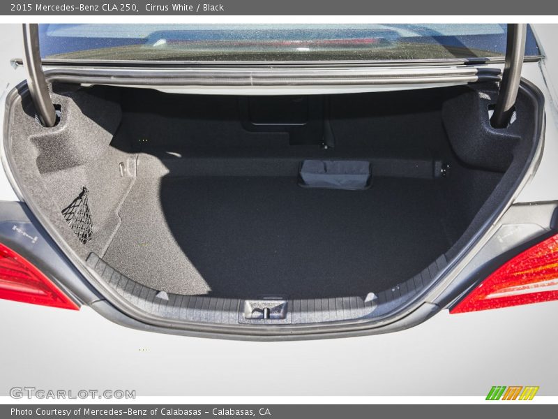 Cirrus White / Black 2015 Mercedes-Benz CLA 250