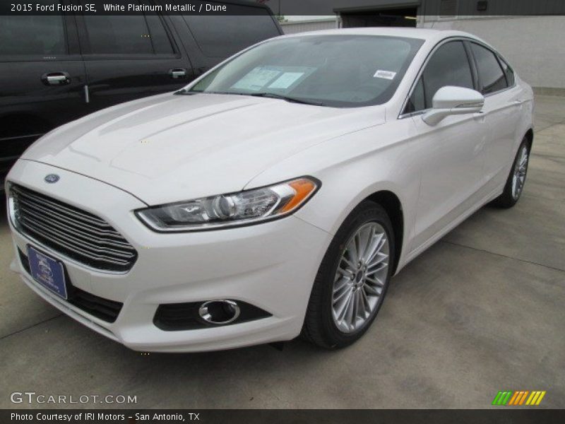 White Platinum Metallic / Dune 2015 Ford Fusion SE