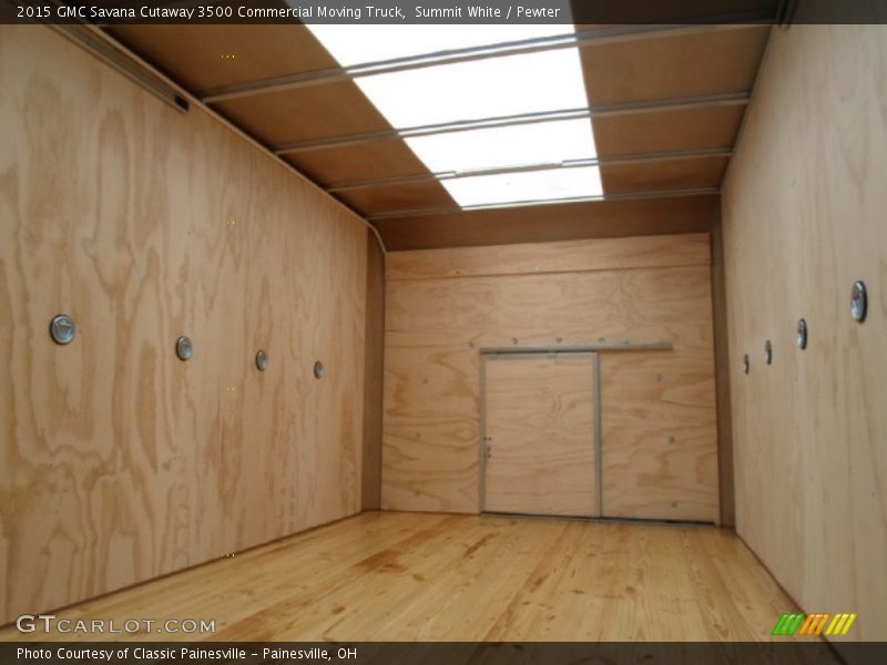 Summit White / Pewter 2015 GMC Savana Cutaway 3500 Commercial Moving Truck