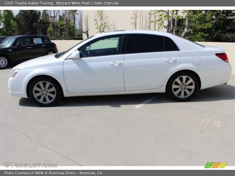 Blizzard White Pearl / Dark Charcoal 2005 Toyota Avalon Touring