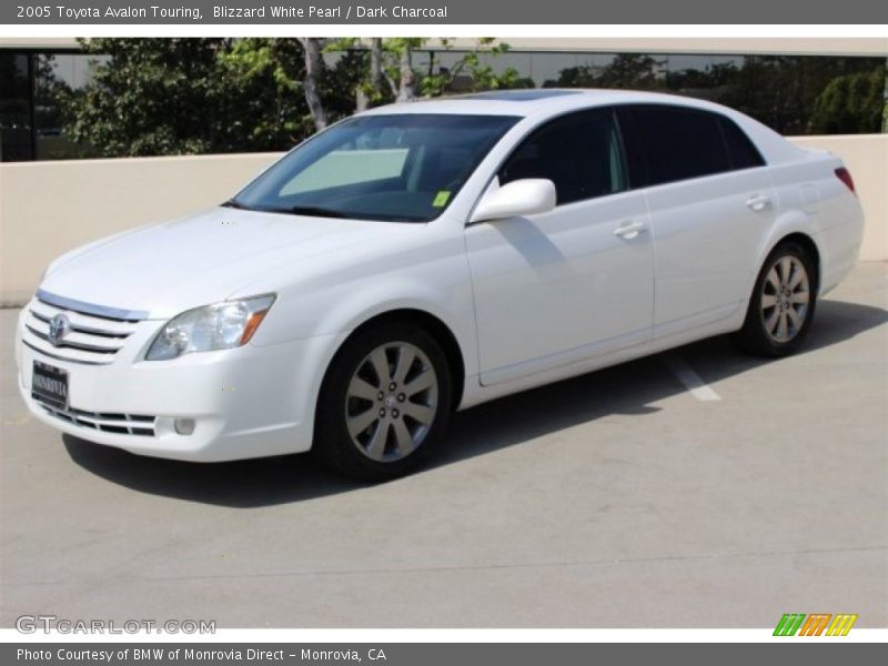 Blizzard White Pearl / Dark Charcoal 2005 Toyota Avalon Touring