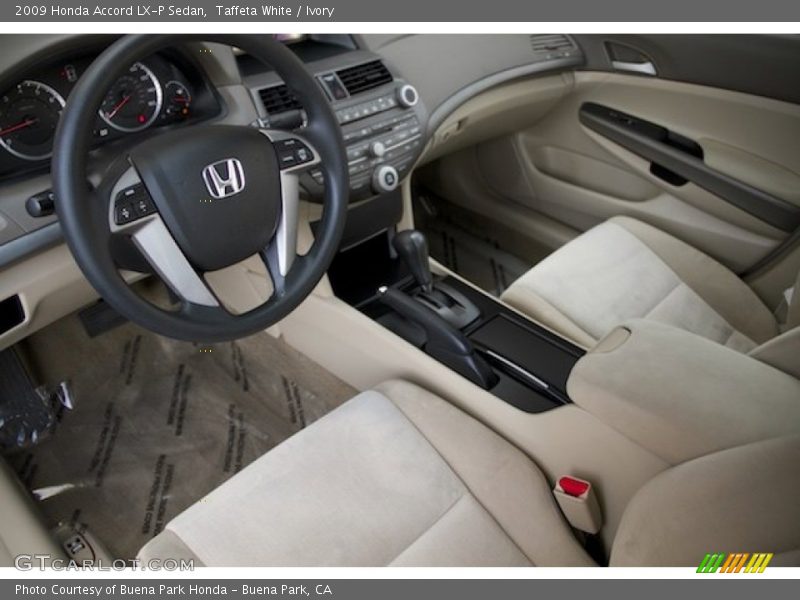  2009 Accord LX-P Sedan Ivory Interior
