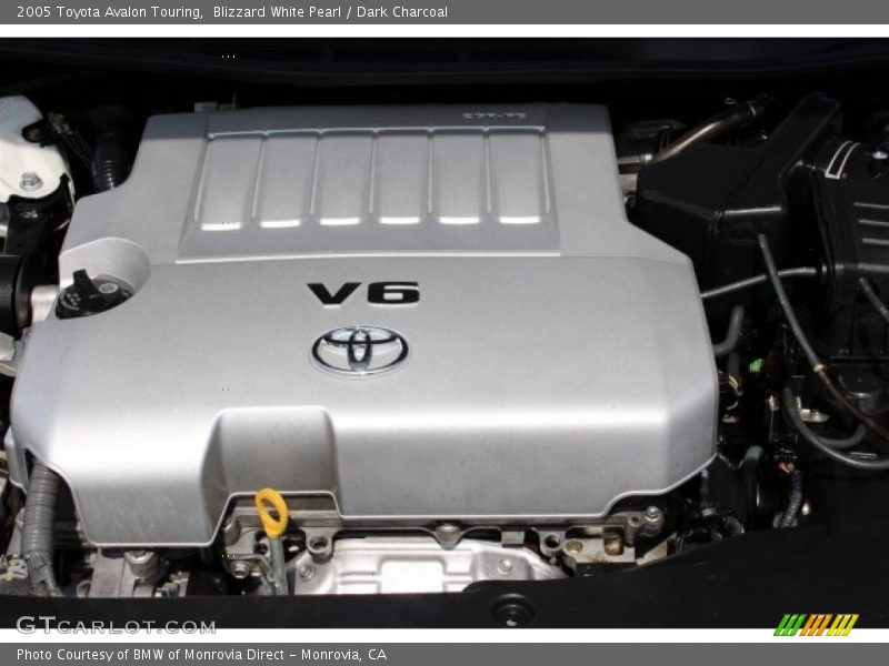 Blizzard White Pearl / Dark Charcoal 2005 Toyota Avalon Touring