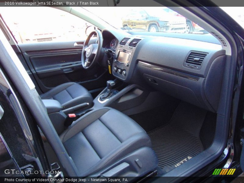 Black / Titan Black 2010 Volkswagen Jetta SE Sedan