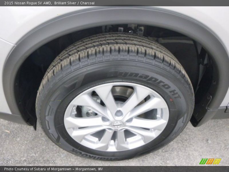 Brilliant Silver / Charcoal 2015 Nissan Rogue SV AWD
