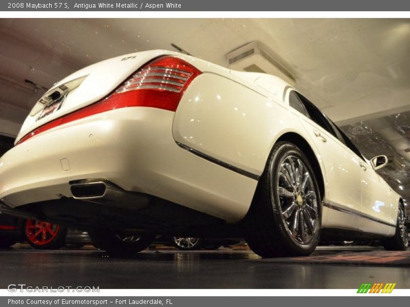 Antigua White Metallic / Aspen White 2008 Maybach 57 S