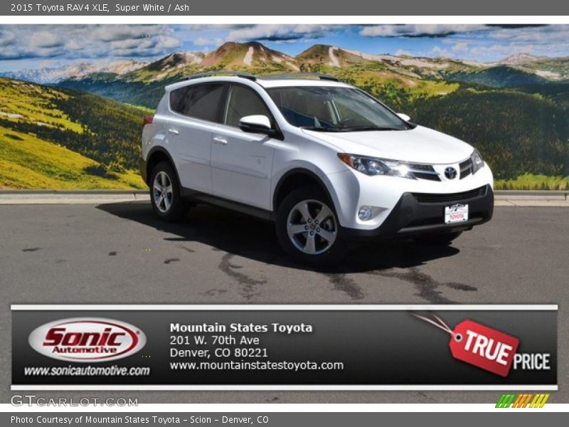 Super White / Ash 2015 Toyota RAV4 XLE