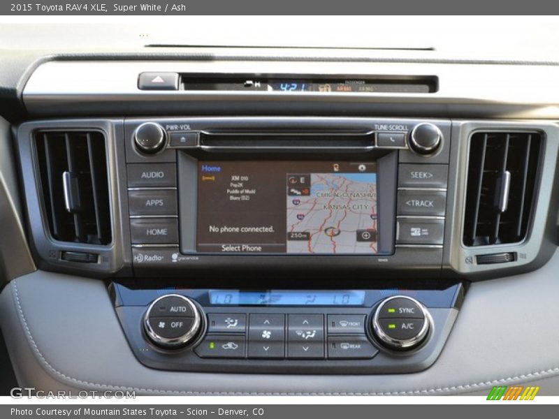 Super White / Ash 2015 Toyota RAV4 XLE