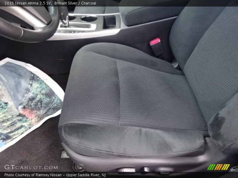 Brilliant Silver / Charcoal 2015 Nissan Altima 2.5 SV