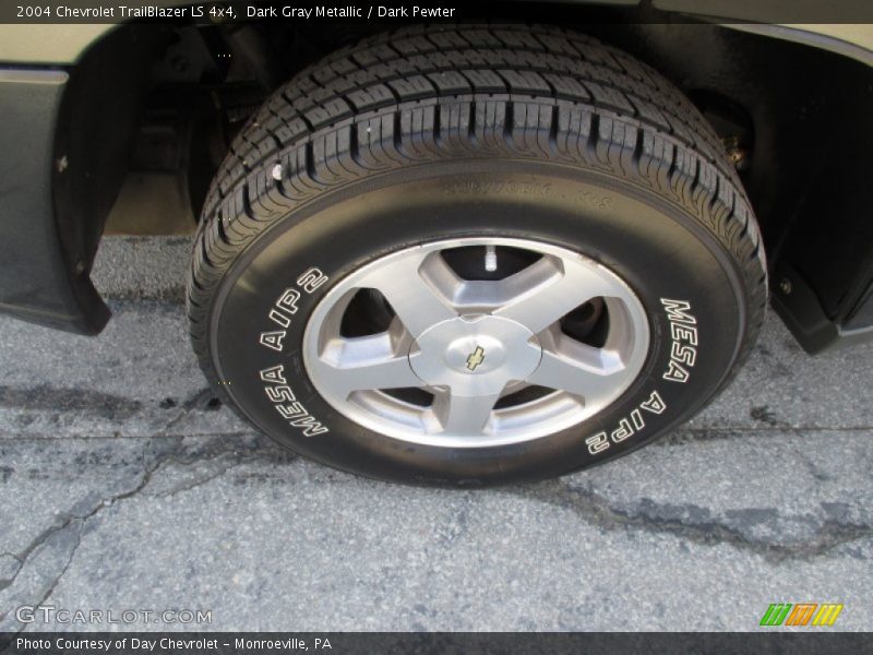 Dark Gray Metallic / Dark Pewter 2004 Chevrolet TrailBlazer LS 4x4