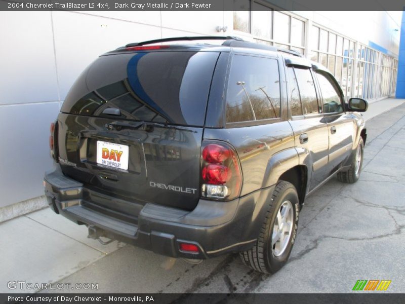 Dark Gray Metallic / Dark Pewter 2004 Chevrolet TrailBlazer LS 4x4