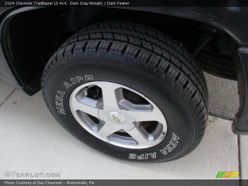 Dark Gray Metallic / Dark Pewter 2004 Chevrolet TrailBlazer LS 4x4