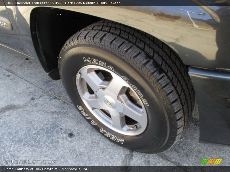 Dark Gray Metallic / Dark Pewter 2004 Chevrolet TrailBlazer LS 4x4