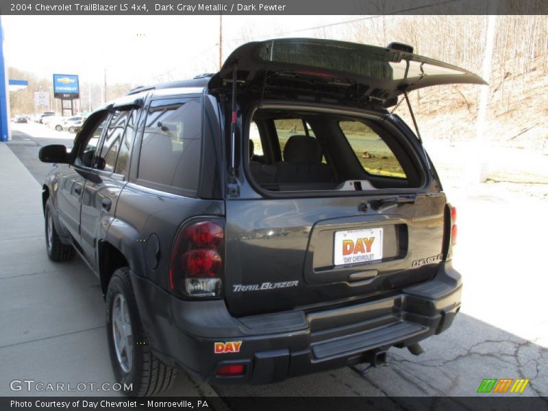 Dark Gray Metallic / Dark Pewter 2004 Chevrolet TrailBlazer LS 4x4