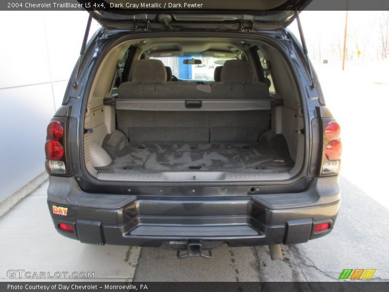 Dark Gray Metallic / Dark Pewter 2004 Chevrolet TrailBlazer LS 4x4
