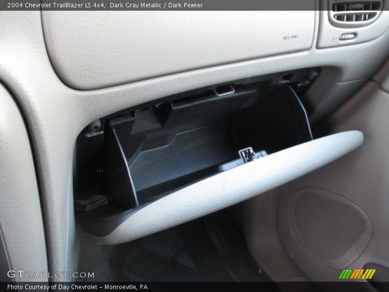 Dark Gray Metallic / Dark Pewter 2004 Chevrolet TrailBlazer LS 4x4