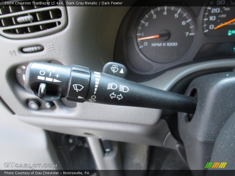 Dark Gray Metallic / Dark Pewter 2004 Chevrolet TrailBlazer LS 4x4