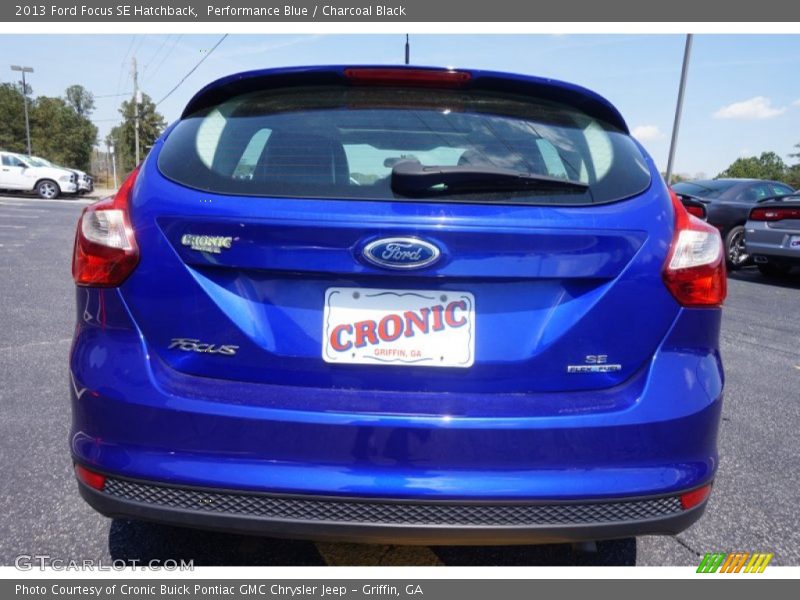 Performance Blue / Charcoal Black 2013 Ford Focus SE Hatchback