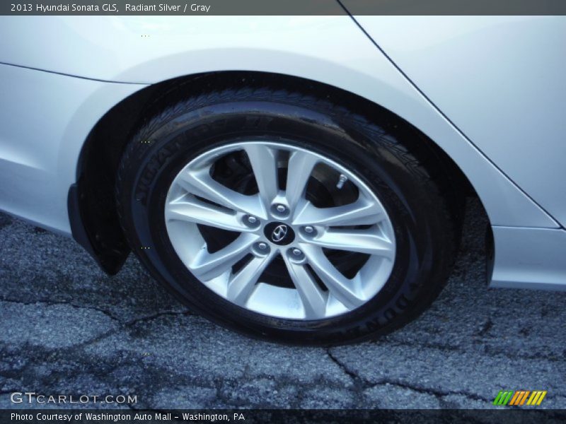 Radiant Silver / Gray 2013 Hyundai Sonata GLS
