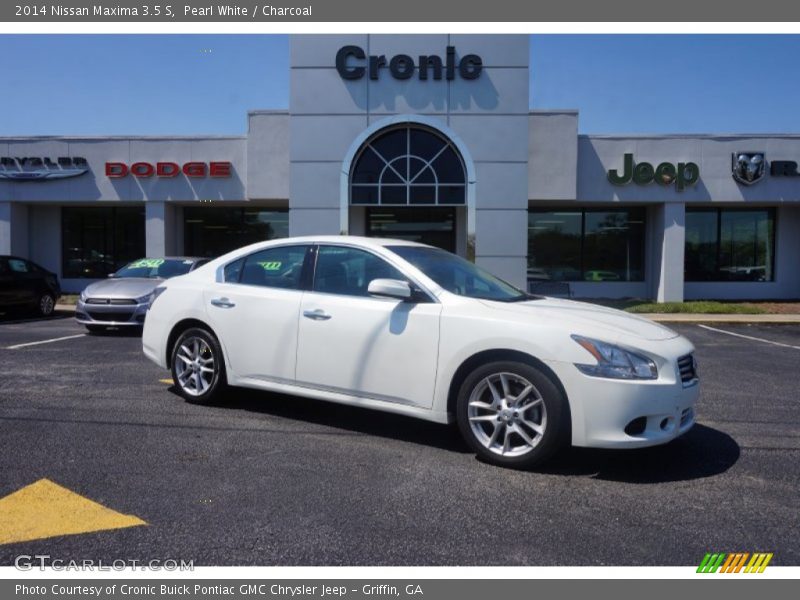 Pearl White / Charcoal 2014 Nissan Maxima 3.5 S
