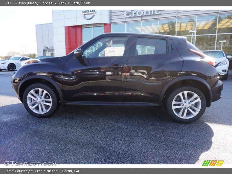Bordeaux Black / Black/Silver 2015 Nissan Juke S