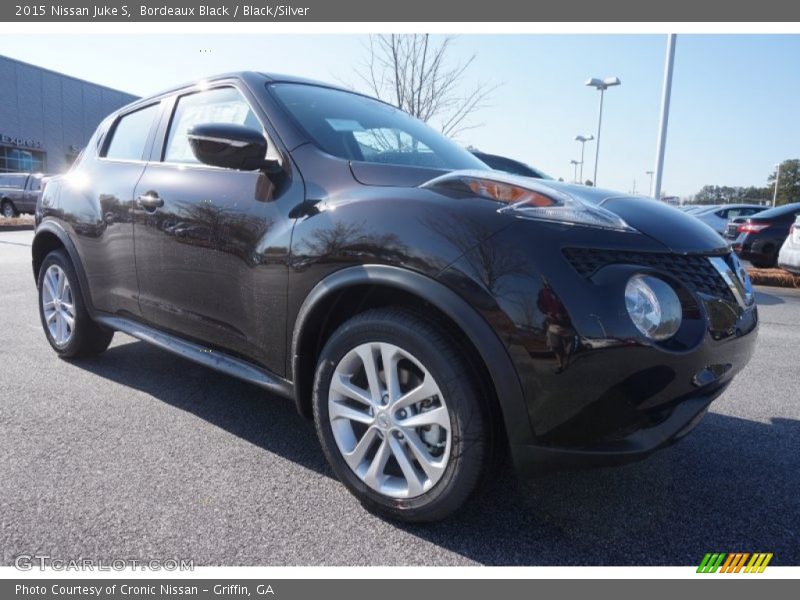 Bordeaux Black / Black/Silver 2015 Nissan Juke S