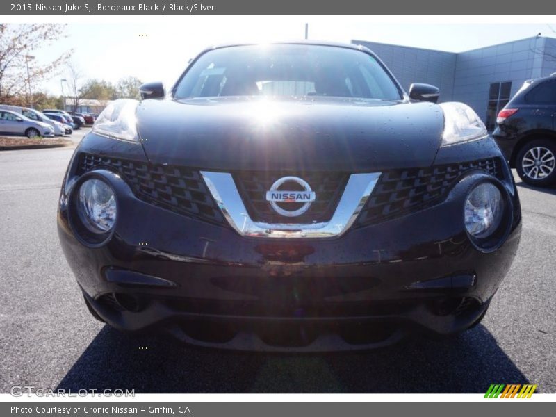 Bordeaux Black / Black/Silver 2015 Nissan Juke S