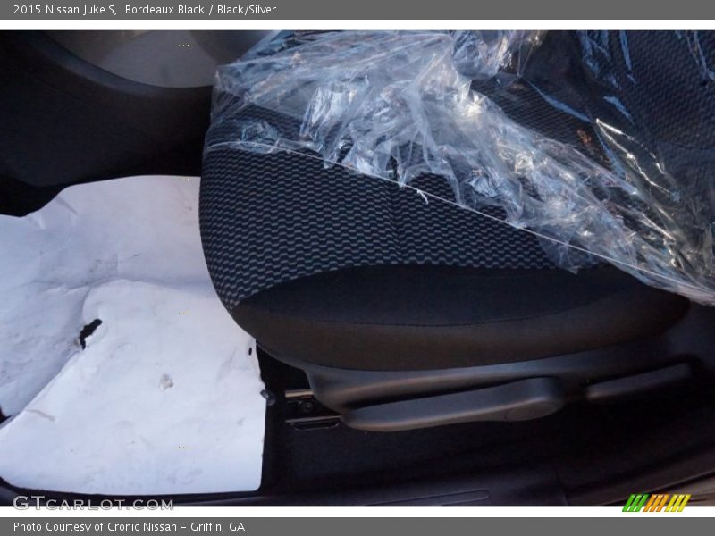 Bordeaux Black / Black/Silver 2015 Nissan Juke S
