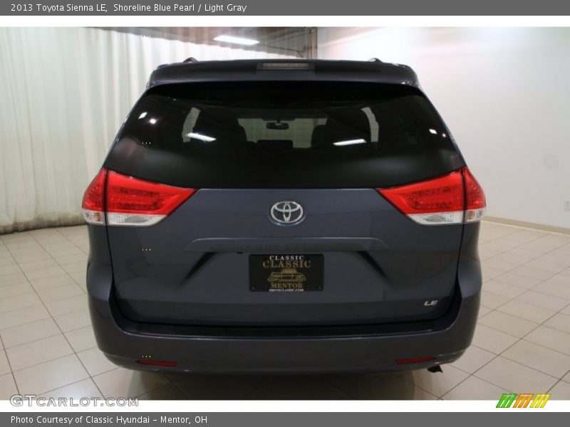Shoreline Blue Pearl / Light Gray 2013 Toyota Sienna LE
