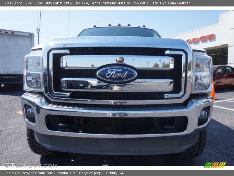 White Platinum Metallic Tri-Coat / Black Two Tone Leather 2011 Ford F250 Super Duty Lariat Crew Cab 4x4
