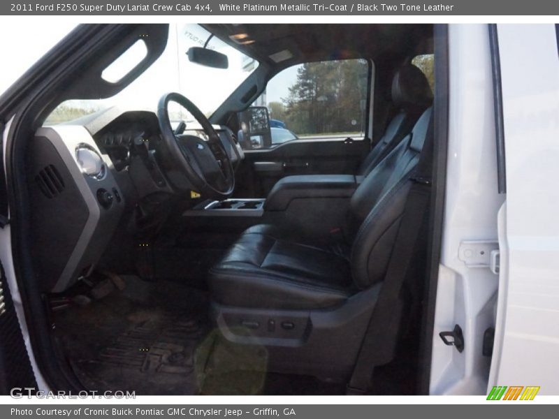 White Platinum Metallic Tri-Coat / Black Two Tone Leather 2011 Ford F250 Super Duty Lariat Crew Cab 4x4