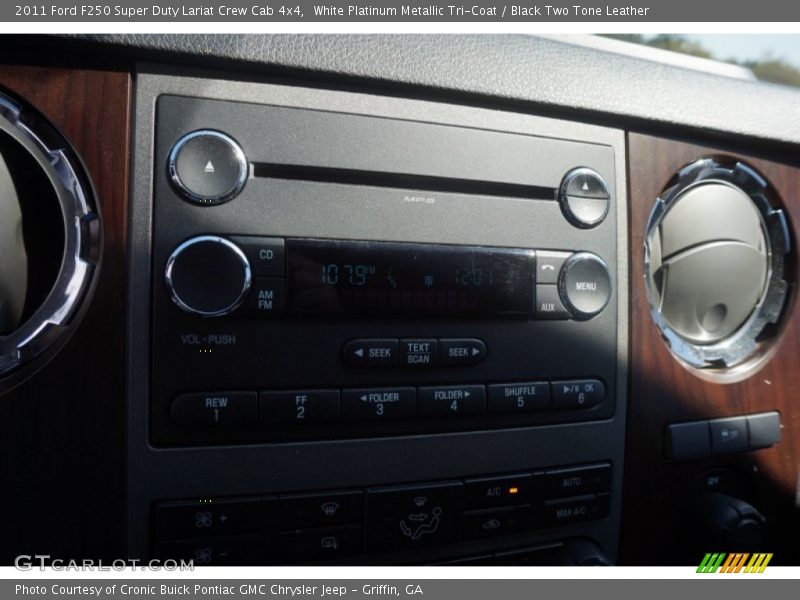 White Platinum Metallic Tri-Coat / Black Two Tone Leather 2011 Ford F250 Super Duty Lariat Crew Cab 4x4