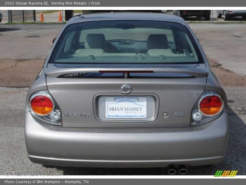 Sterling Mist Metallic / Frost 2002 Nissan Maxima SE