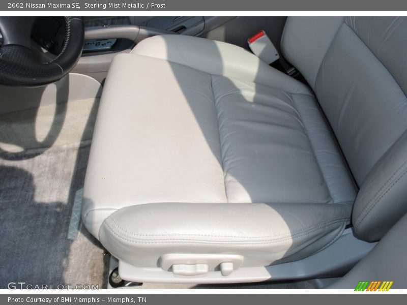 Sterling Mist Metallic / Frost 2002 Nissan Maxima SE