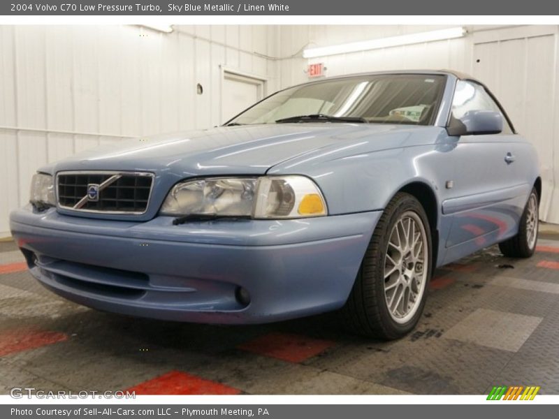 Sky Blue Metallic / Linen White 2004 Volvo C70 Low Pressure Turbo