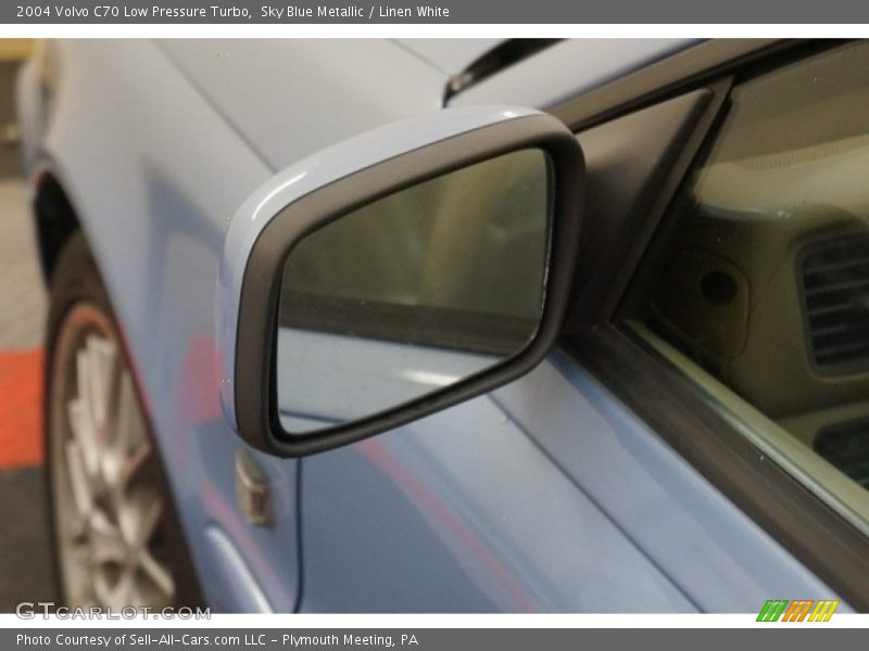 Sky Blue Metallic / Linen White 2004 Volvo C70 Low Pressure Turbo