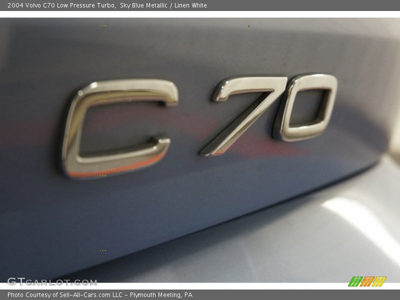 Sky Blue Metallic / Linen White 2004 Volvo C70 Low Pressure Turbo