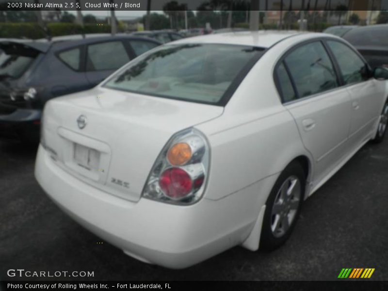 Cloud White / Blond 2003 Nissan Altima 2.5 S