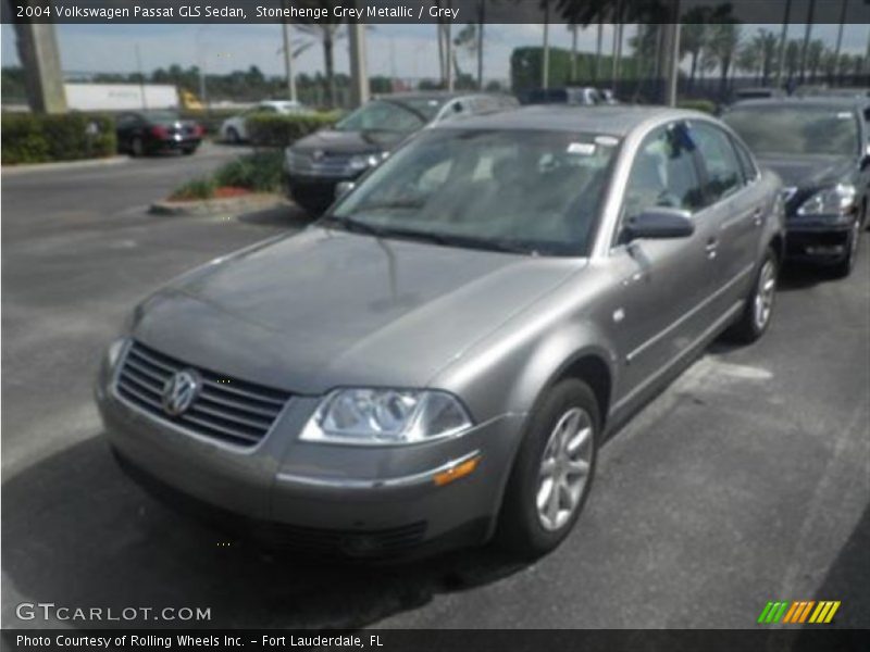 Stonehenge Grey Metallic / Grey 2004 Volkswagen Passat GLS Sedan