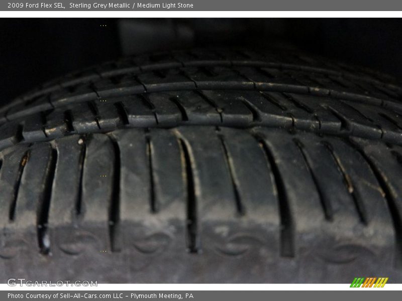 Sterling Grey Metallic / Medium Light Stone 2009 Ford Flex SEL
