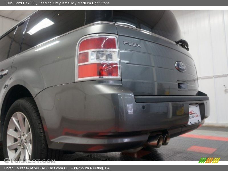 Sterling Grey Metallic / Medium Light Stone 2009 Ford Flex SEL